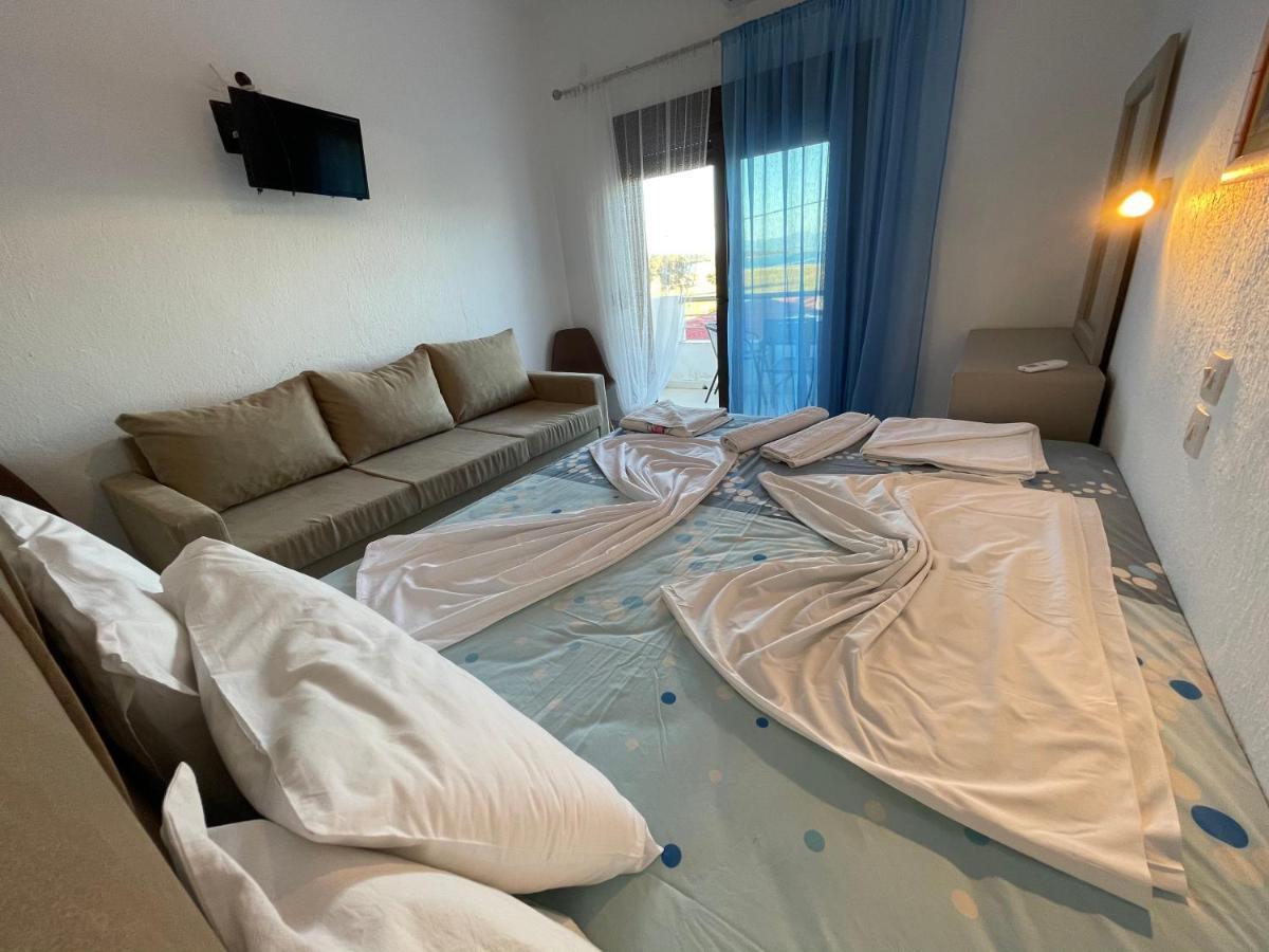 Theano Studios Paralia Sikias Buitenkant foto